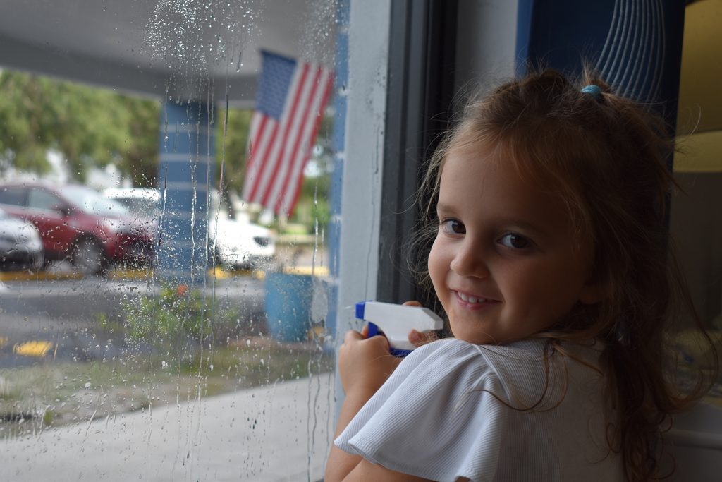 GM_WINDOWWASHING_TODDLERS_MONTESSORI